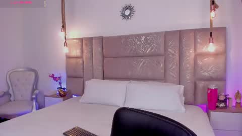 Miss Guzman  online show from July 30, 12:00 am