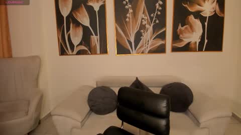 Oriana F online show from March 15, 5:15 pm