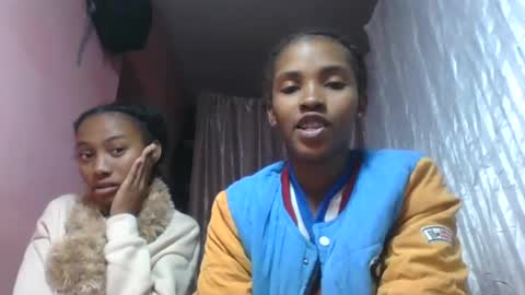 orianie064 online show from July 19, 3:09 am