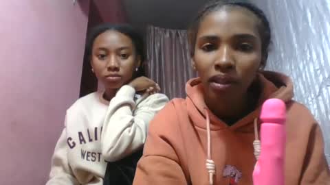 orianie064 online show from July 20, 3:53 am