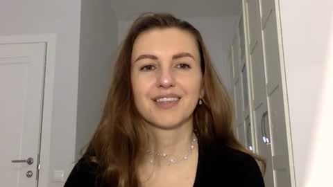 orvaline online show from April 22, 5:43 pm