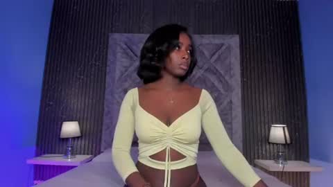 oshun_444 online show from July 28, 12:48 pm