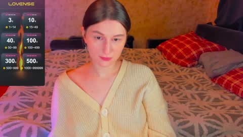 Snapshot of oskar_fucker chatting on December 23, 10:32 am Leliana online show from December 23, 10:32 am