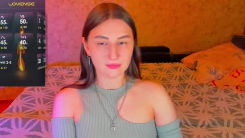 Snapshot of oskar_fucker chatting on February 2, 12:57 pm Leliana online show from February 2, 12:57 pm