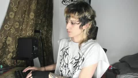 Otto 3 online show from May 25, 5:39 am