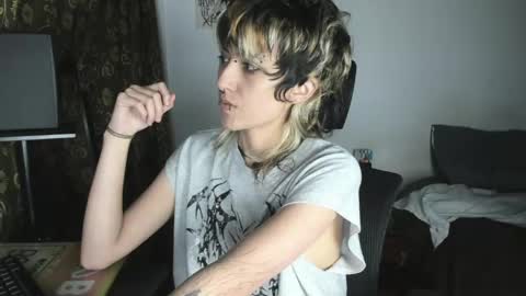 Otto 3 online show from May 22, 1:14 am