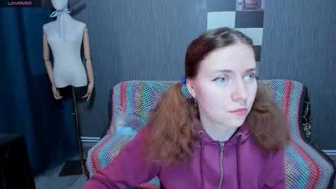 Ella online show from October 15, 7:33 am