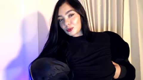 Snapshot of page_girl chatting on February 4, 12:08 am Page 3 online show from February 4, 12:08 am