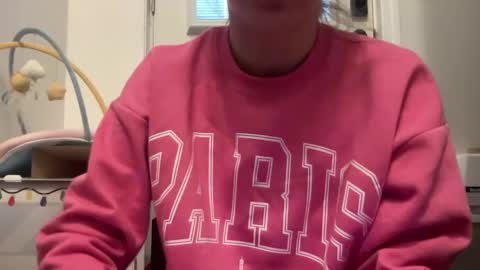 paisleysnowxo online show from March 9, 9:03 pm