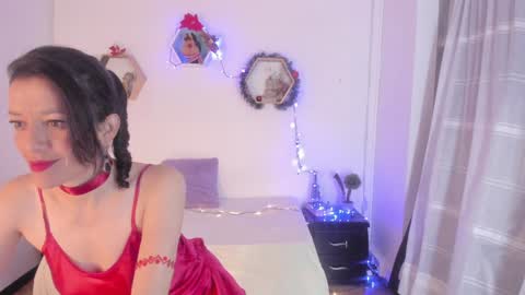 Paloma  online show from December 31, 8:02 pm