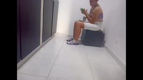 Mistresss Mona Lia y Mono Palomo online show from March 17, 12:53 pm