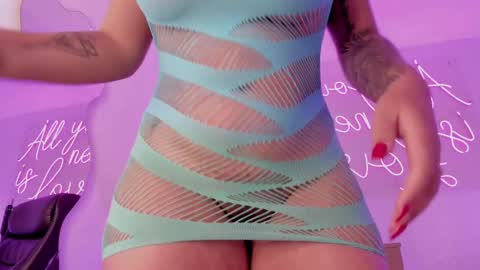 Manuela online show from February 26, 4:19 am