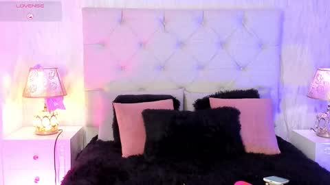 TELL ME PAMELLA AND GIVE ME A GOOD GRADE ITS IMPORTANT online show from February 20, 12:07 pm