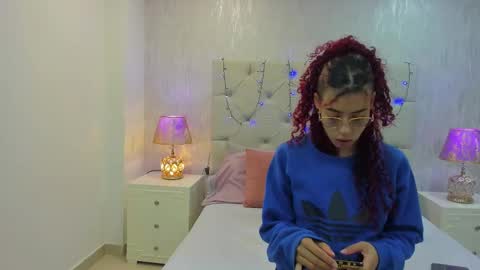 TELL ME PAMELLA AND GIVE ME A GOOD GRADE ITS IMPORTANT online show from September 16, 12:13 pm