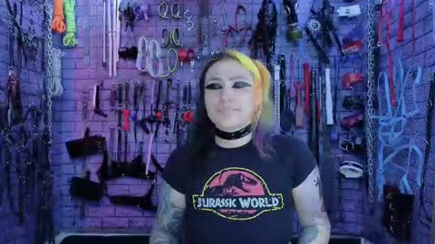 PandoraNez online show from October 2, 6:51 am