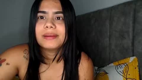 paola0412 online show from May 23, 9:57 pm
