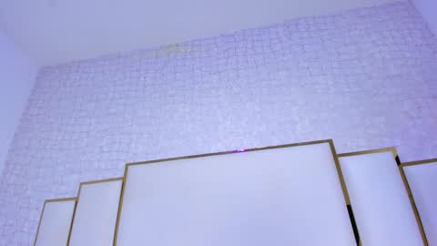 Paola  online show from January 11, 11:48 am