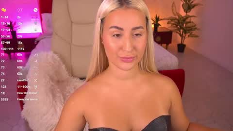 Lia online show from July 25, 3:19 pm
