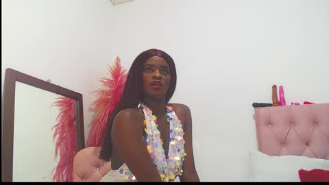 ParisAisha online show from November 16, 6:37 am