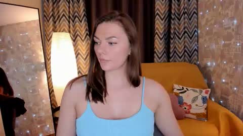 Paris online show from March 10, 9:02 am