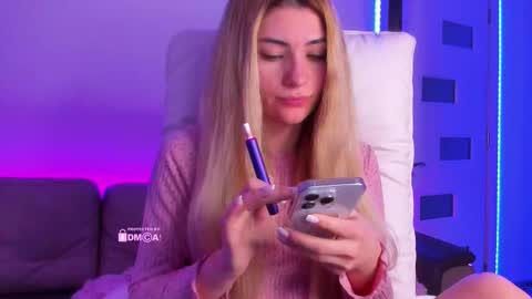 passionkc online show from January 14, 7:46 am