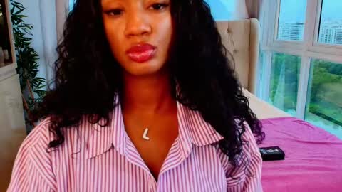 Patricia Rossi online show from March 11, 11:47 am