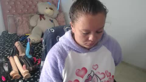 patty squirt87 online show from January 14, 2:27 am