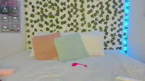Snapshot of pau_delima__ chatting on September 10, 2:00 am paulina online show from September 10, 2:00 am
