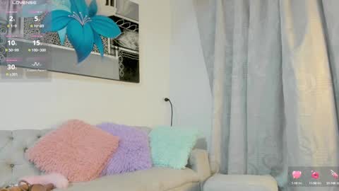 Snapshot of pau_delima__ chatting on February 1, 1:23 am paulina online show from February 1, 1:23 am