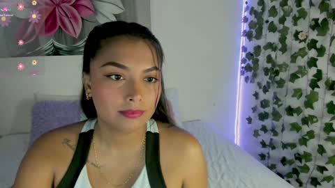 Snapshot of pau_delima__ chatting on December 27, 1:11 am paulina online show from December 27, 1:11 am