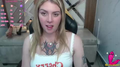 Paula online show from June 12, 12:57 pm