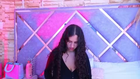 paulette_dupont_ online show from May 3, 3:21 am