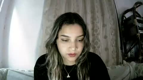 paulina_x_x online show from July 11, 5:29 am