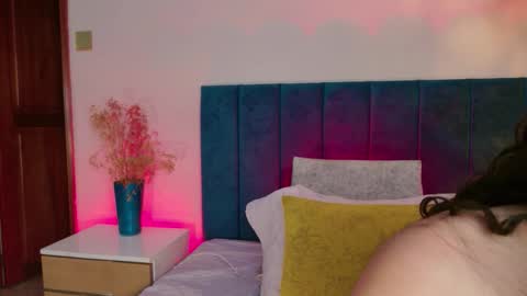 Paulina Saint online show from March 17, 12:36 am