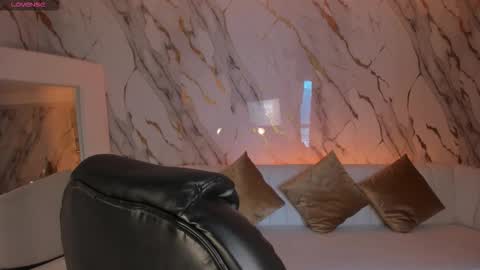 Paulina Santos  online show from October 9, 8:02 pm