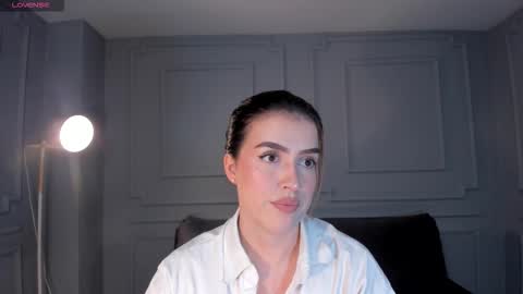 Paulina Santos  online show from January 9, 8:02 pm