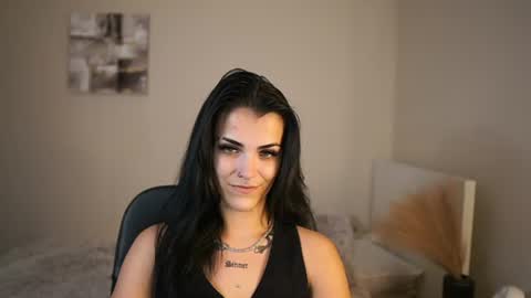 Pauline online show from June 14, 1:11 pm