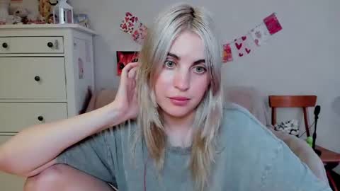 Allisses online show from July 26, 9:39 am
