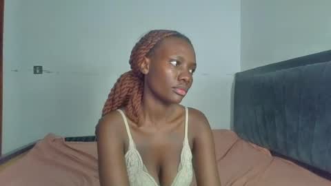 peach_ebonny online show from June 18, 9:14 am
