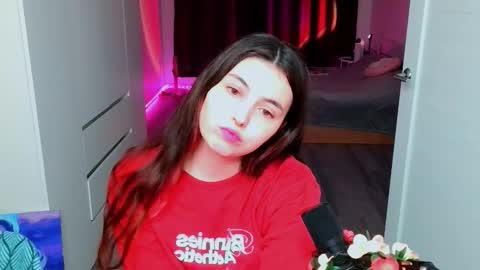 Peachy online show from January 9, 3:38 pm