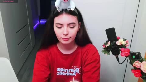 Peachy online show from May 11, 6:27 pm