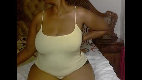 pearassmmm online show from February 7, 10:09 pm