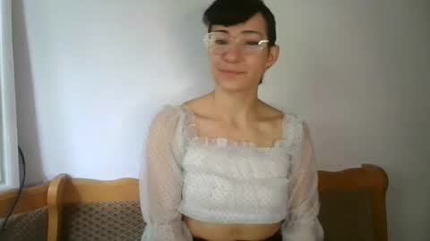 pearlgirl2006 online show from July 5, 2:23 pm