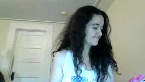 pebblezmeowkitty online show from May 25, 3:16 am