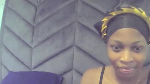 Lizzy online show from September 22, 1:20 pm