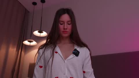 Pelagy Show time 2-10 pm Dubai time zone online show from February 14, 3:36 pm