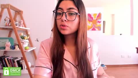 Sarah Ana Banana online show from February 18, 5:56 pm