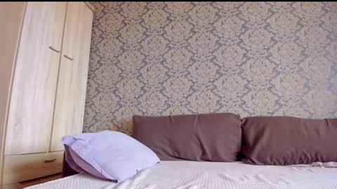 Anna online show from March 11, 7:57 am