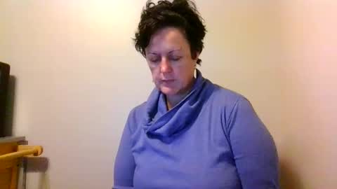Snapshot of perinne50 chatting on December 4, 9:02 pm Perinne50 online show from December 4, 9:02 pm