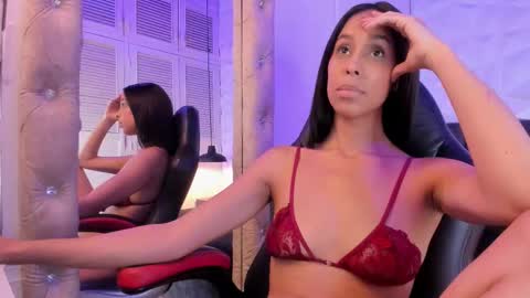 perla dl online show from March 6, 10:49 pm